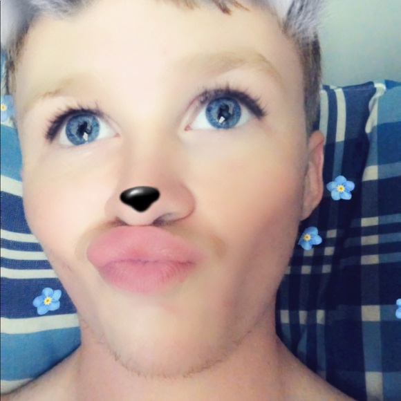 Meet your Posher, Joshua - Picture 6 of 8